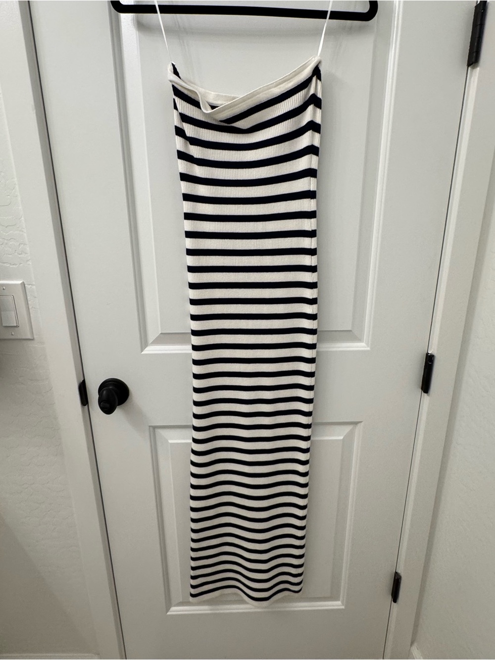 Edikted Striped blue and White midi Dress tube top